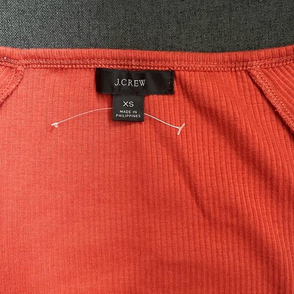 NWT 🏷️ J. Crew scoop-neck shirt - Picture 3 of 3